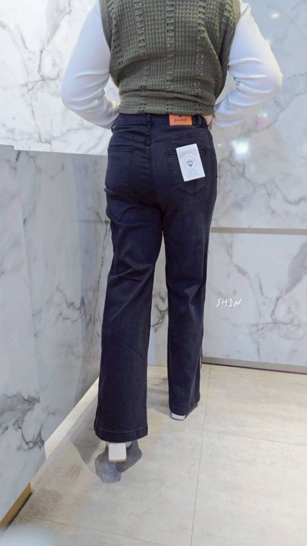 炭灰側撞蕾絲彈性寬褲 