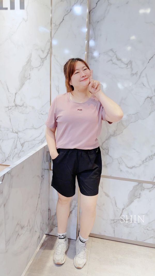 4分口袋小標短褲(黑/墨灰) 