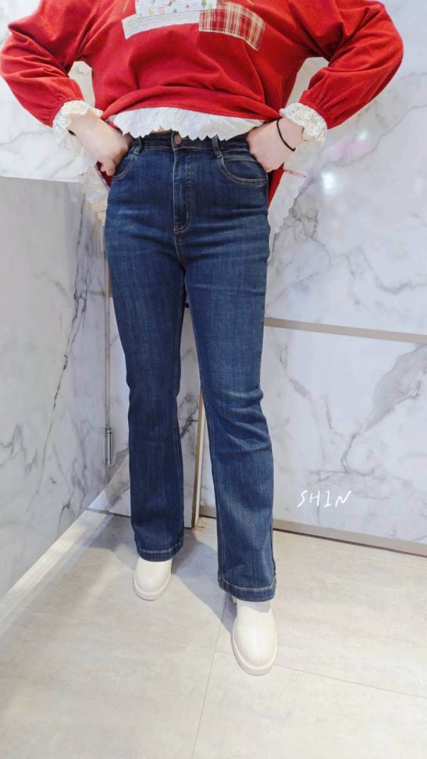 彈力九分喇叭褲 