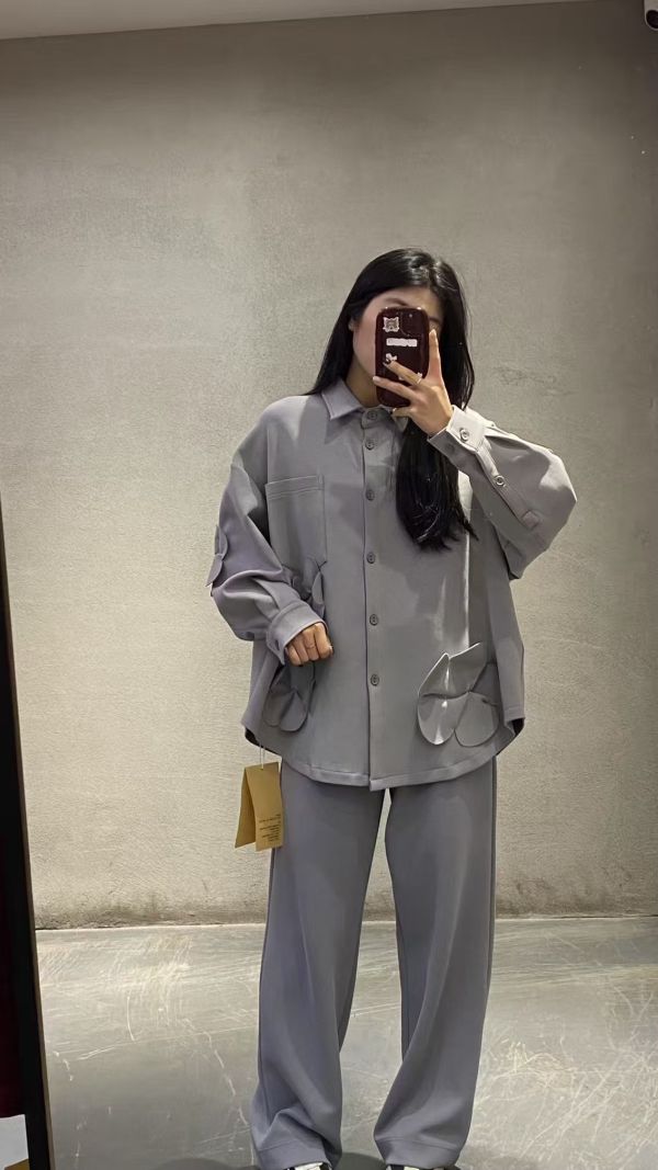 廣州高單自選設計師太空棉立體花襯衫(黑/粉/黃杏/灰/咖) 