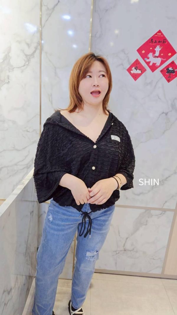 橫波紋布標連帽衫(黑/白) 