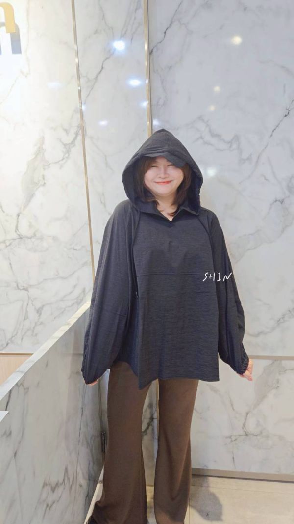 連帽風衣帥感上衣(綠/灰/黑) 