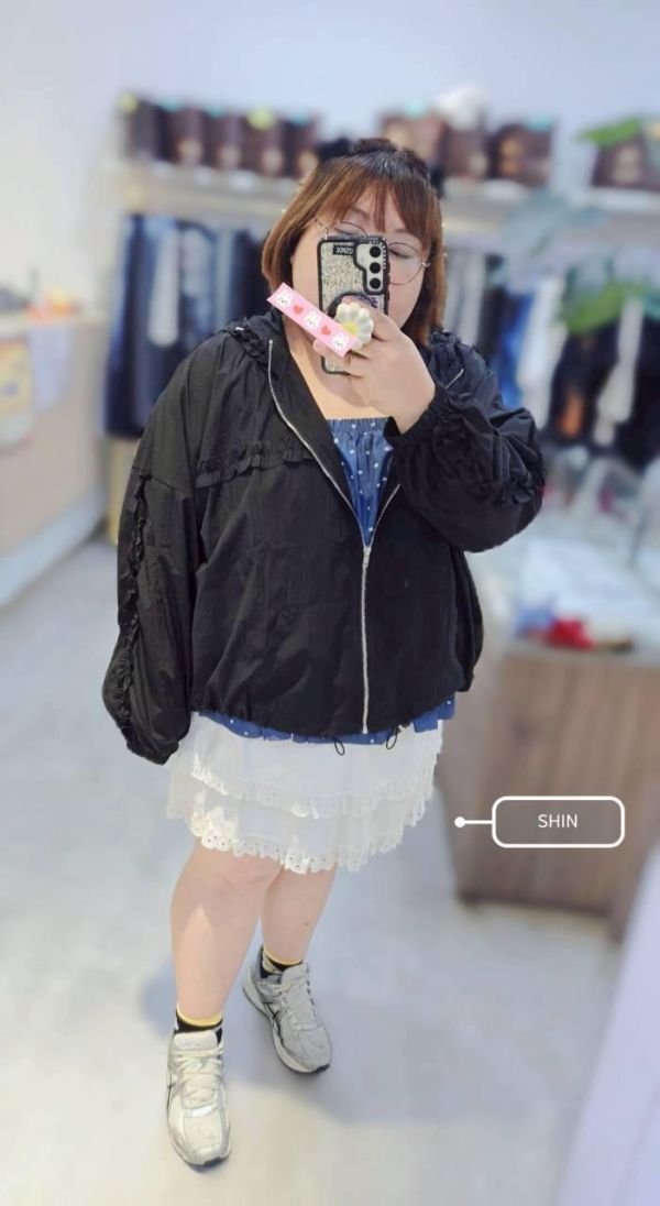 日系女孩兒荷葉設計夾克(杏灰/白/黑) 