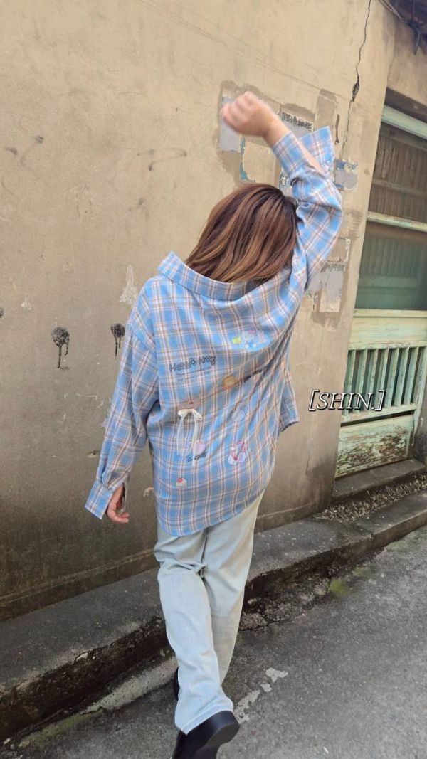 可愛KT格子襯衫(藍格/黃格) 
