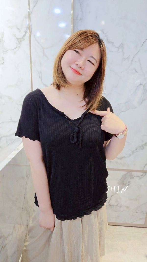 正韓領抽繩直紋上衣(黑/駝) 