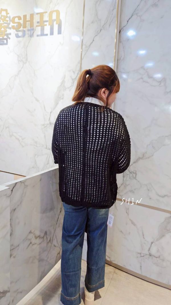 大洞洞針織慵懶罩衫(黑/紫/藍/杏/卡) 