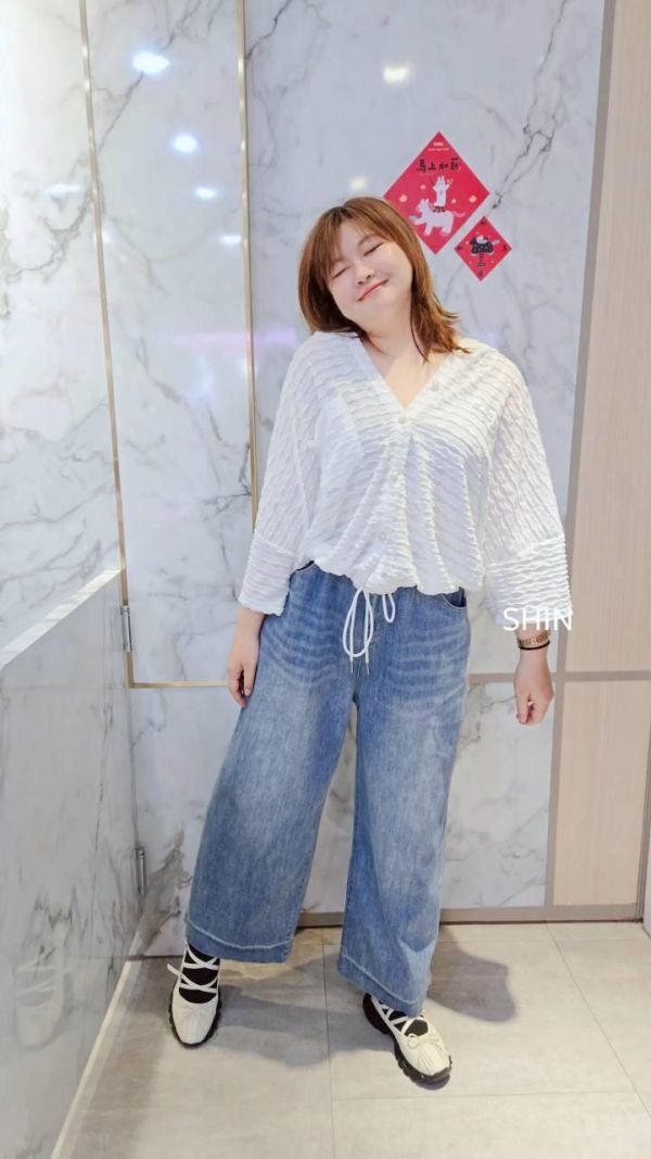 超好看下包邊牛仔寬褲(深/淺) 