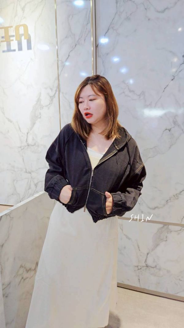 短版雙向拉鍊外套(黑/藍) 