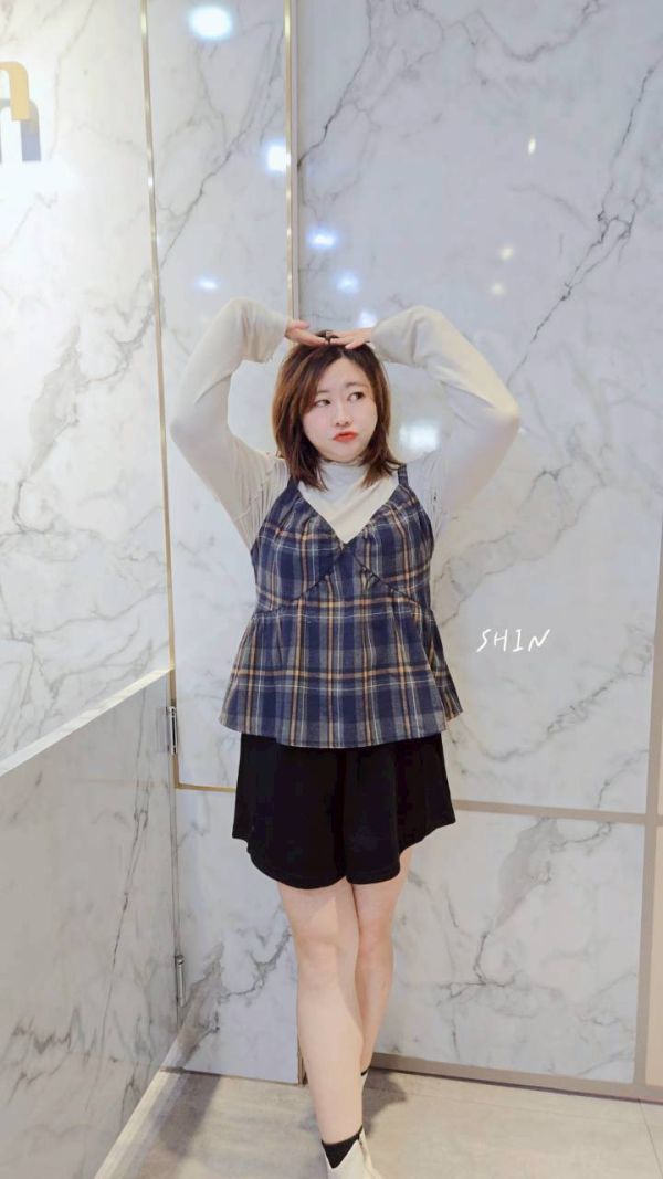 反線棉質木耳邊內搭衣(杏/深灰/黑) 