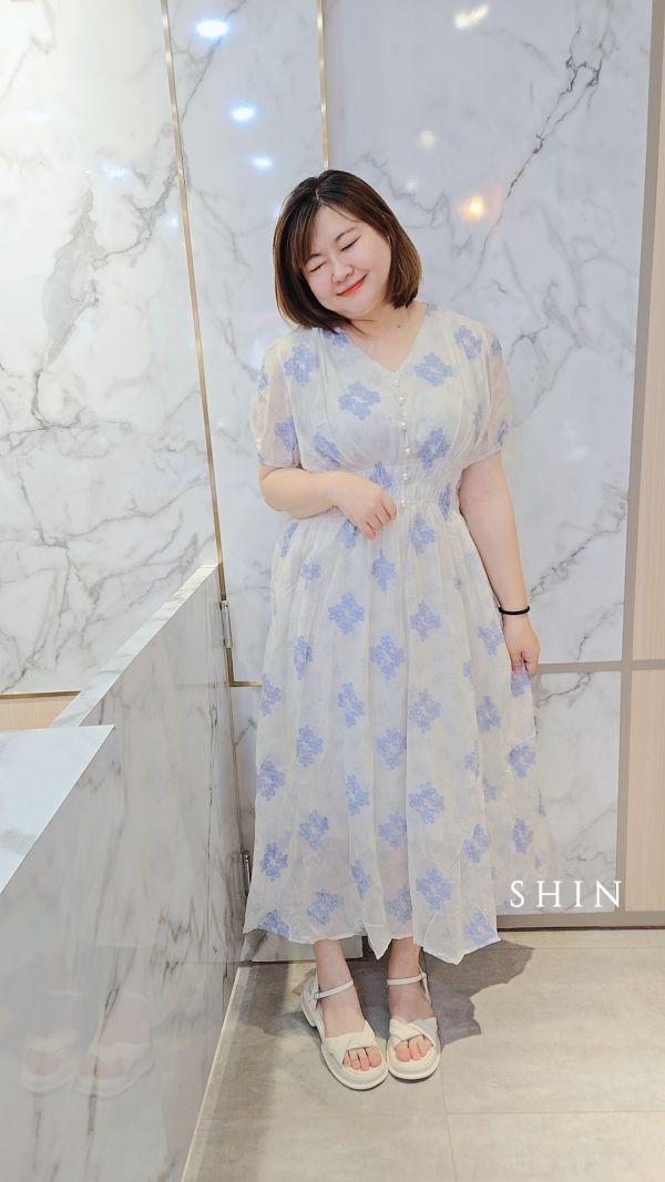 縮腰氣質刺繡花長洋 