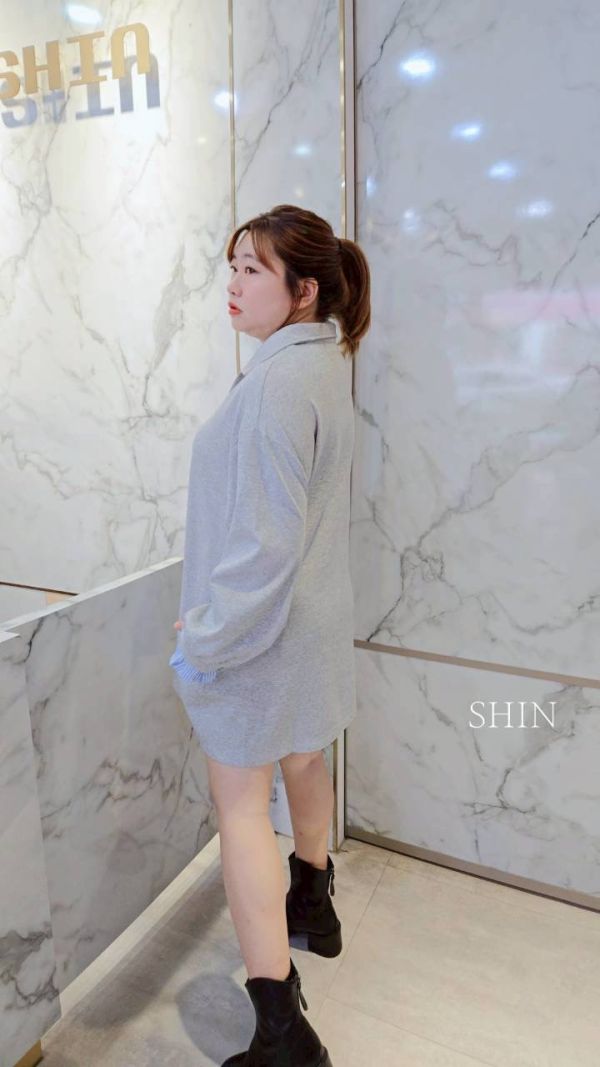 直紋襯衫領假兩件T(灰/黑) 