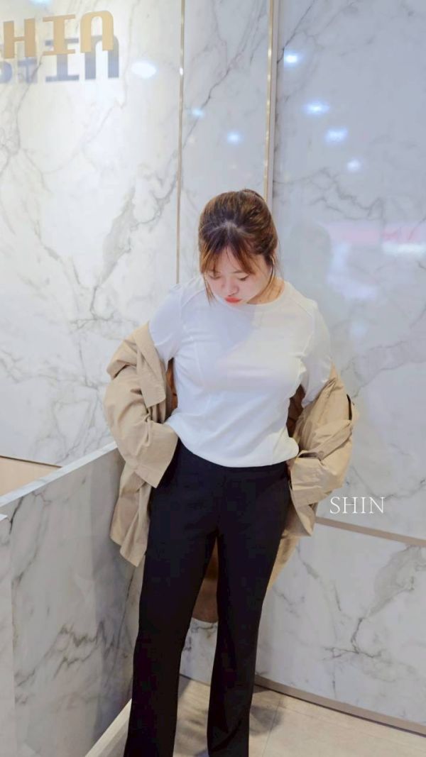 百搭簡約長袖T恤(黑/白) 