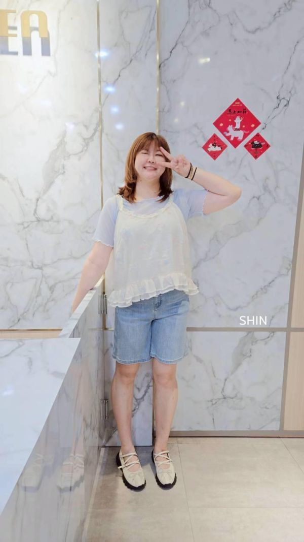 好美耶!亮亮彩花背心 