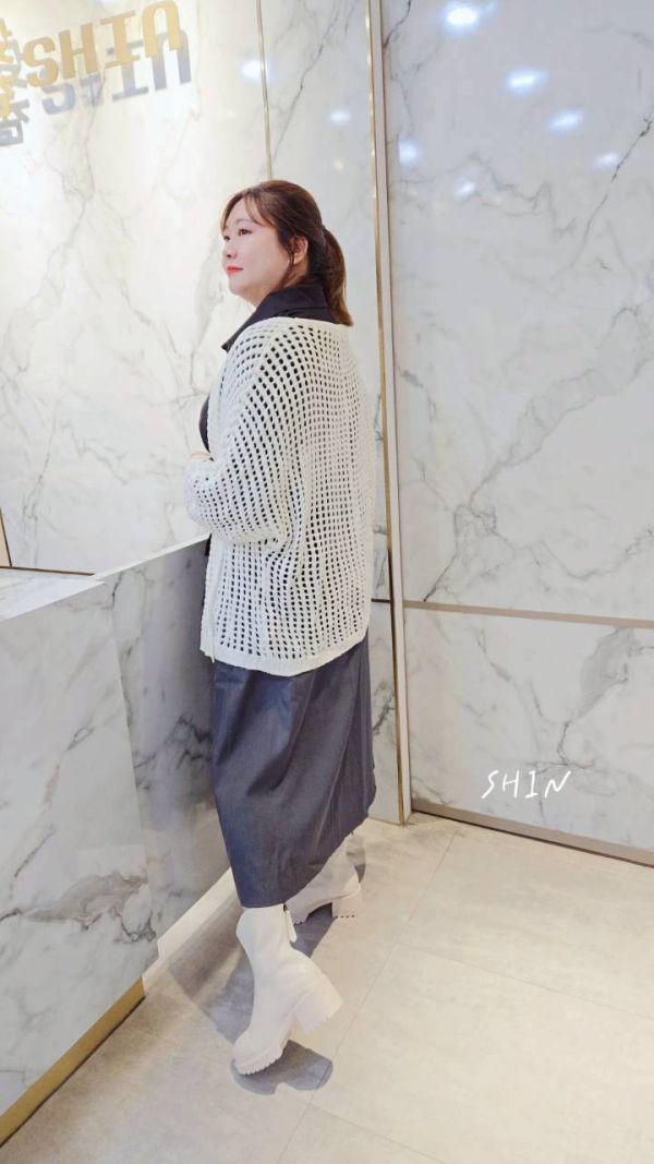 大洞洞針織慵懶罩衫(黑/紫/藍/杏/卡) 