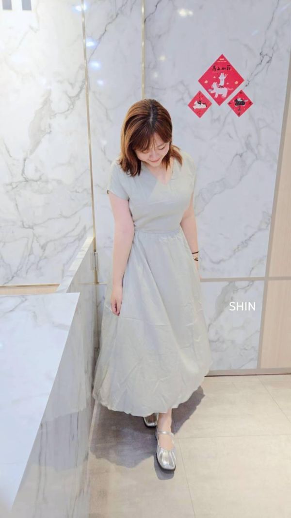 好好看棉麻後抽繩小開洞長洋(米杏/柔綠) 