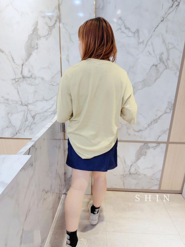 線條小狗T(白/芋粉/黑/深黃/奶灰) 