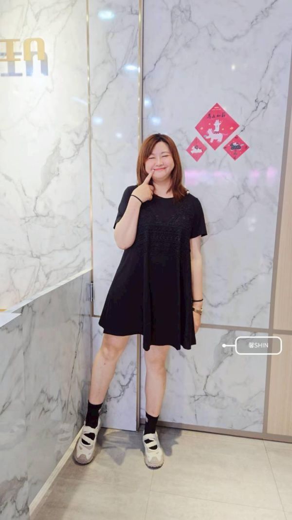 小小氣質蕾絲假兩件長版上衣 