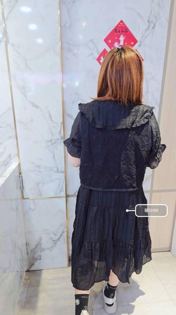 真兩件蕾絲背心+娃娃領洋裝(米白/黑) 