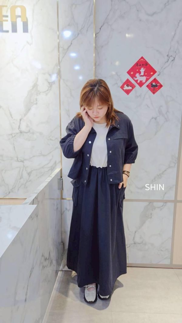 可正式但又不流於普通的工裝長洋套裝(水藍/深藍) 