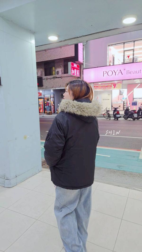 毛毛帽刷毛風衣外套(黑/深藍) 