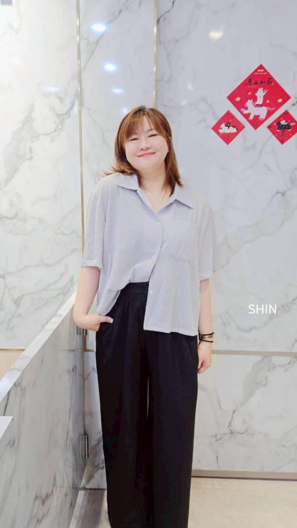 設計紋路短袖襯衫(灰藍/白) 