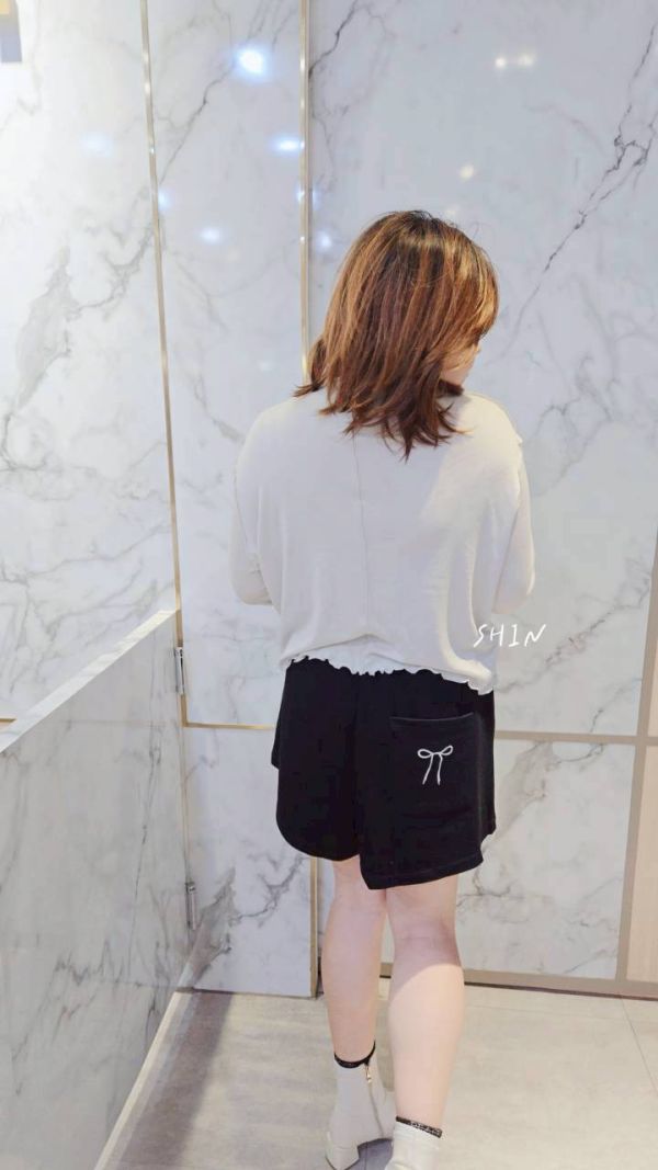 反線棉質木耳邊內搭衣(杏/深灰/黑) 