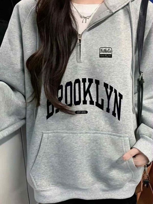 挺布英文字帽T(黑/奶茶/杏/粉) 