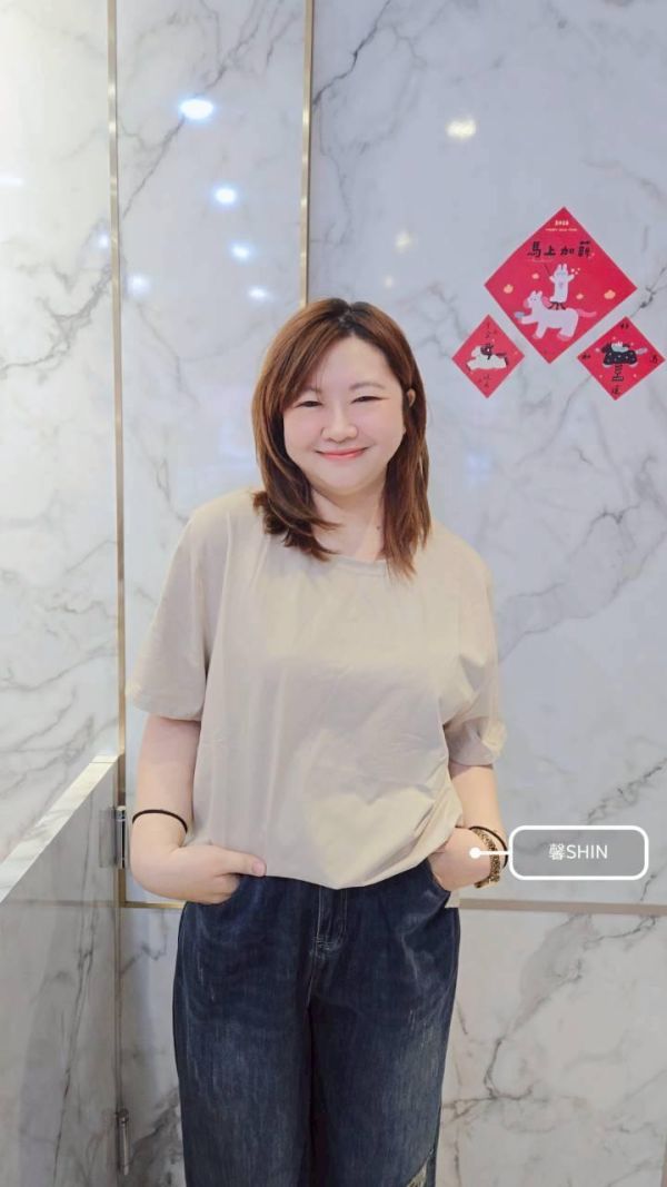 又是包色款兩側小開衩冰瓷T(綠/奶茶/黑) 