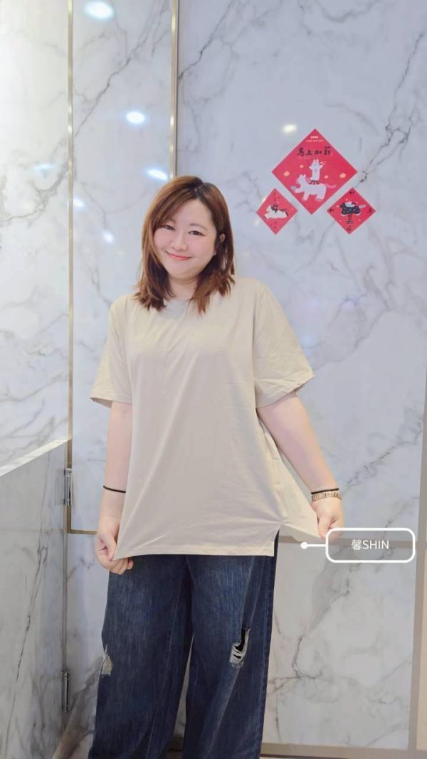 又是包色款兩側小開衩冰瓷T(綠/奶茶/黑) 