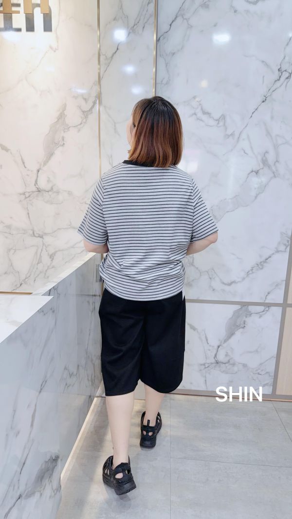 條紋狗狗T(灰條/黑白條) 