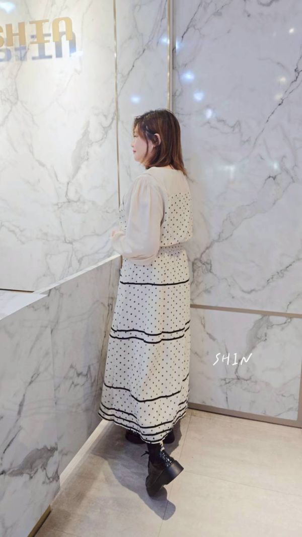 漂漂點點雪紡洋裝 