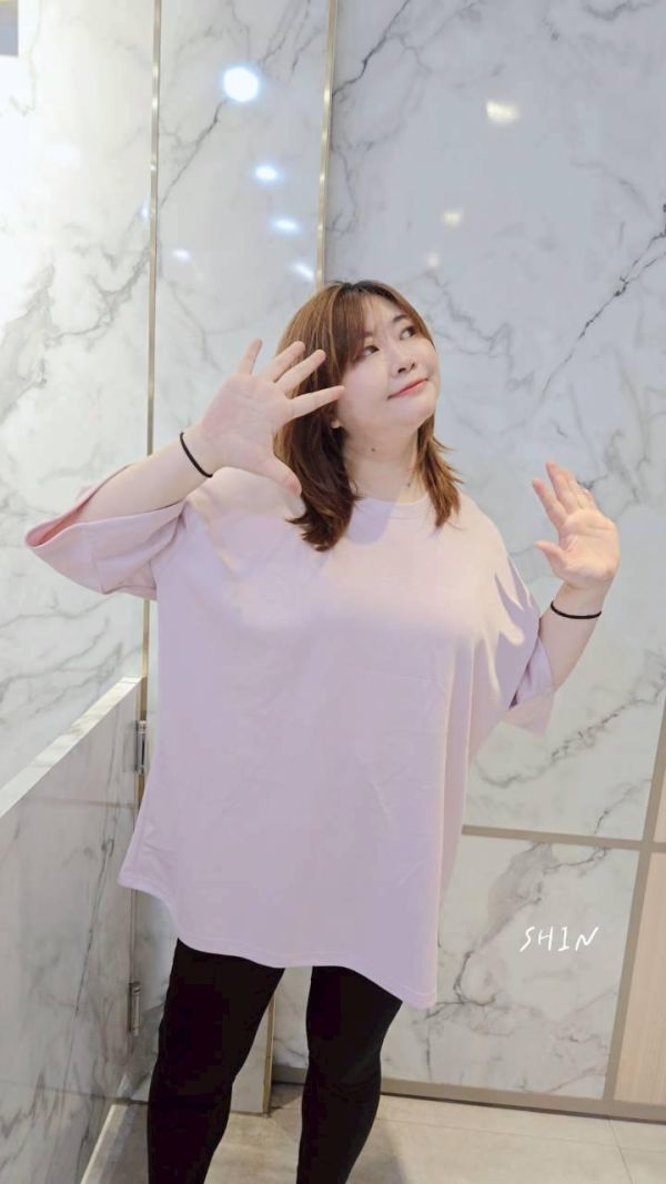 哈!又是包色款 太空棉素色大T(粉紫/杏/灰藍/黑) 