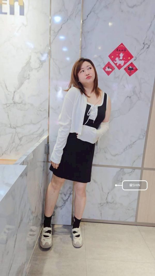 辣妹綁帶長版背心(奶茶/黑) 