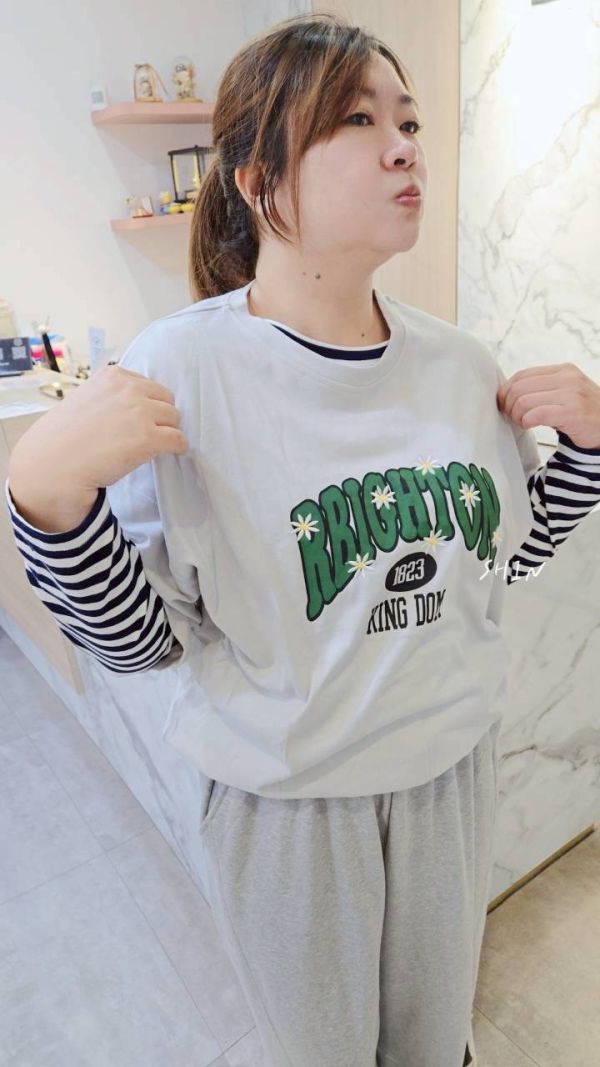 點綴花邊英字T(奶灰/灰綠/黑) 