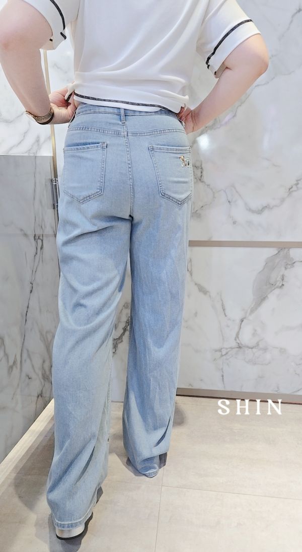 刺繡小狗牛仔寬褲 