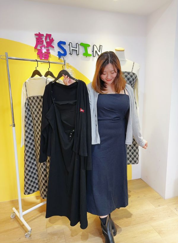 會被稱讚的收腰長洋裝+小罩衫(深藍/黑) 