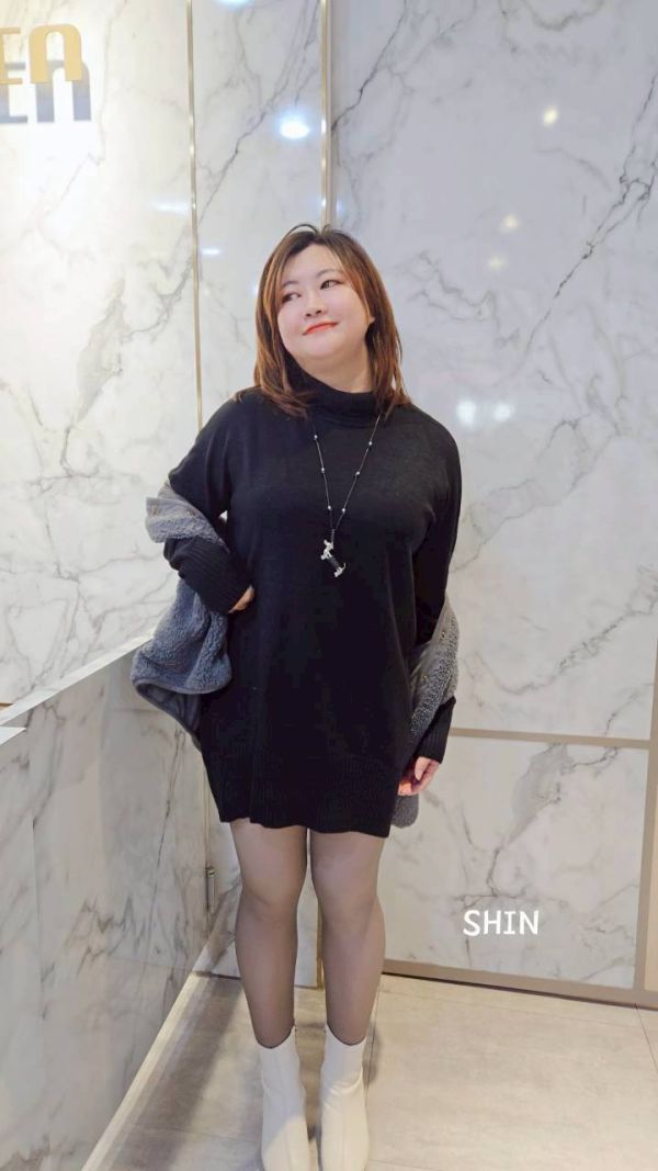 溫柔挺版高領直紋針織長版上衣(卡其/黑/杏黃/灰藍) 