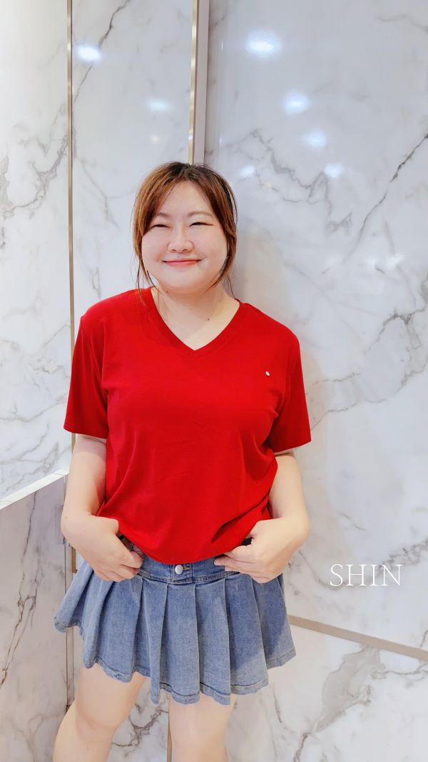 V領腰側邊皺皺設計T(黑/紅) 