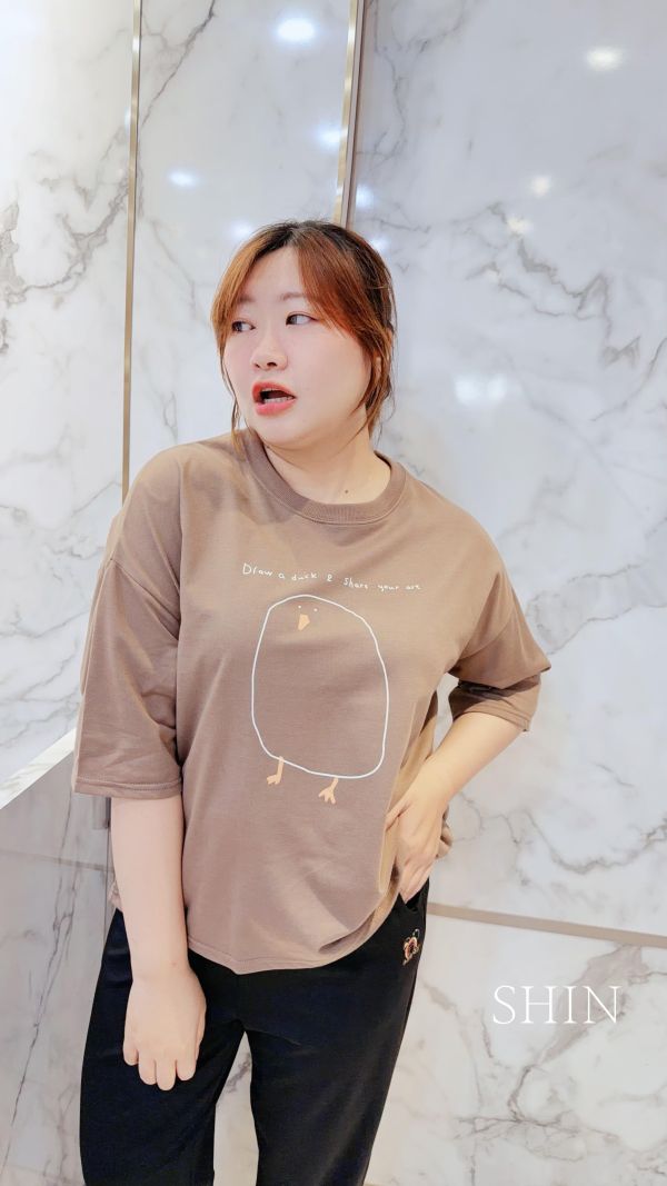 韓版手繪胖鴨鴨T(杏/深灰/咖) 