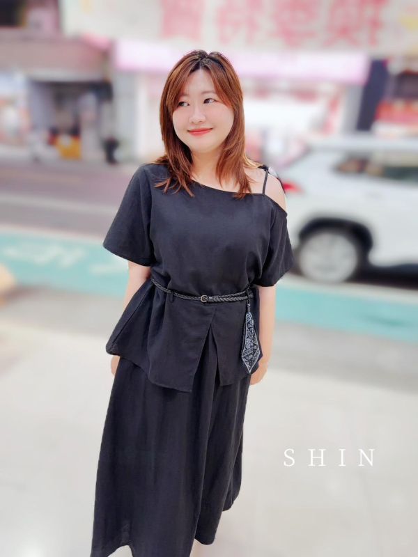 美的冒泡斜肩腰帶兩件套(粉/黑/藍) 