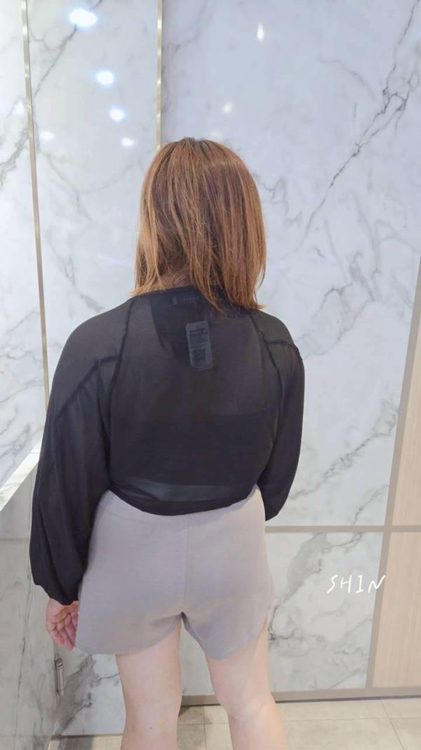 必須遮手臂的綁繩外罩 