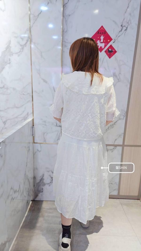 真兩件蕾絲背心+娃娃領洋裝(米白/黑) 