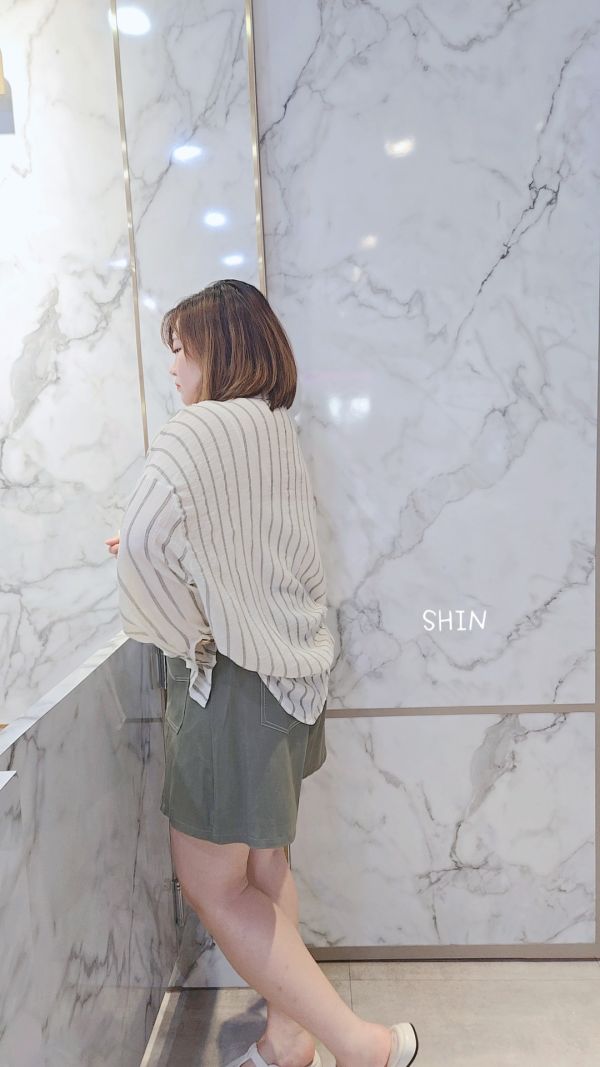 日系直紋棉麻襯衫 