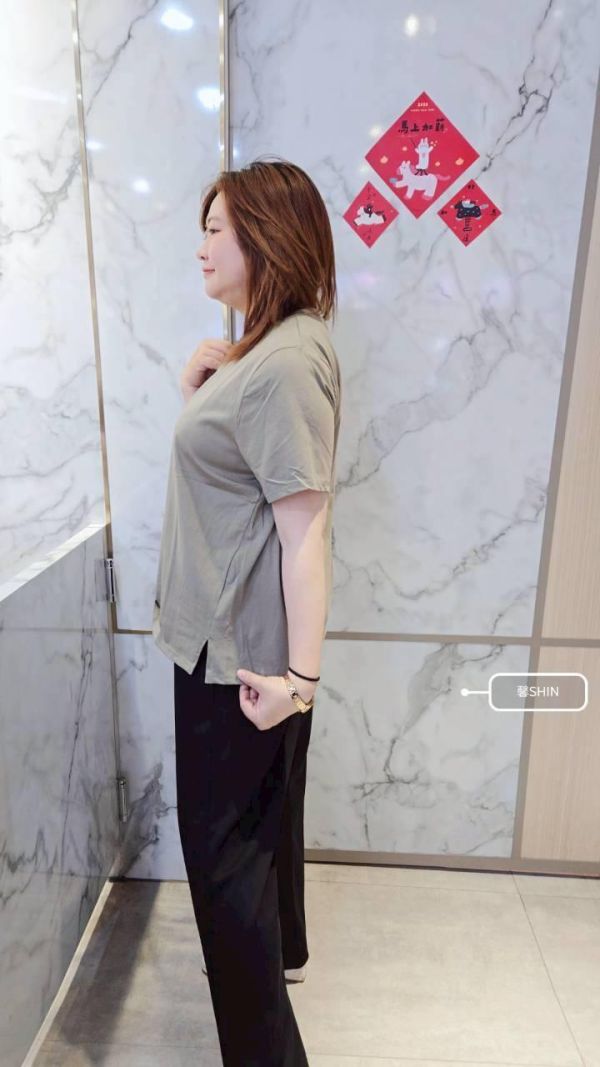 又是包色款兩側小開衩冰瓷T(綠/奶茶/黑) 