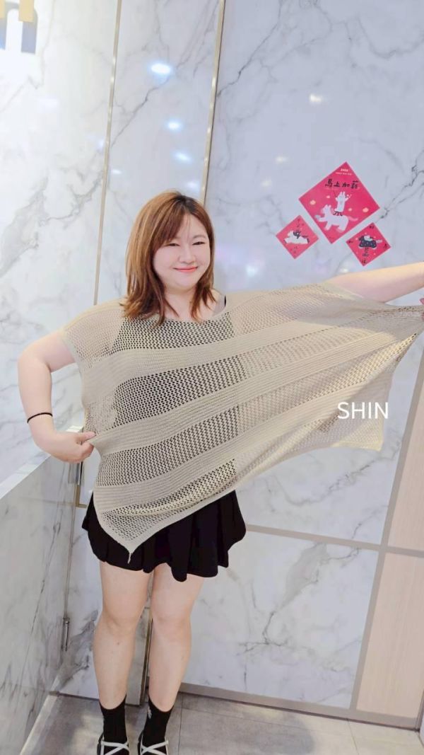 大領連袖洞洞真兩件上衣(黑/白/卡其) 