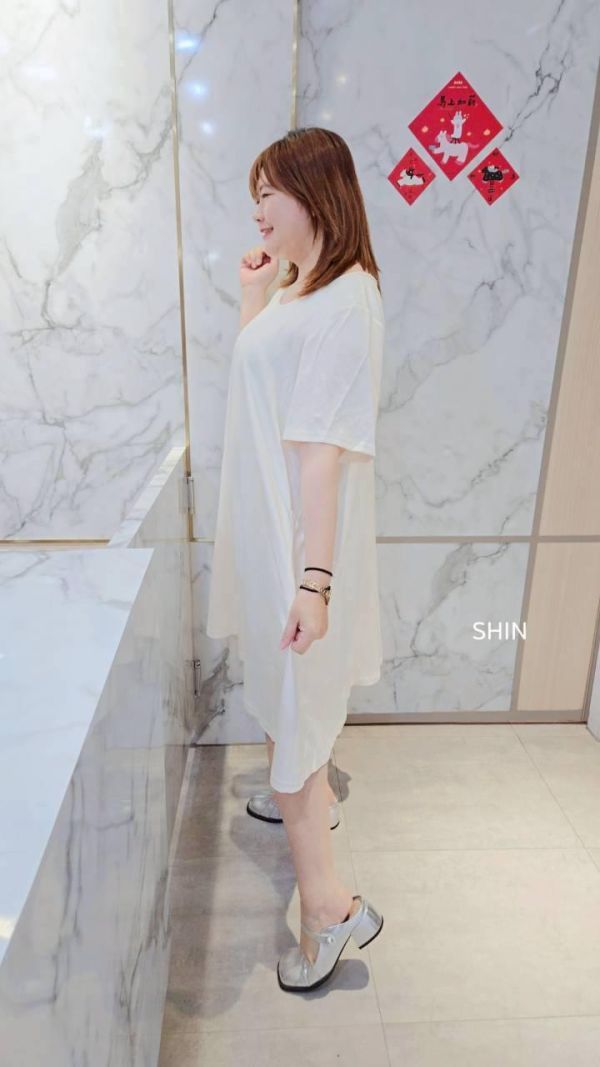 縮口口袋太空棉中長版小洋裝 