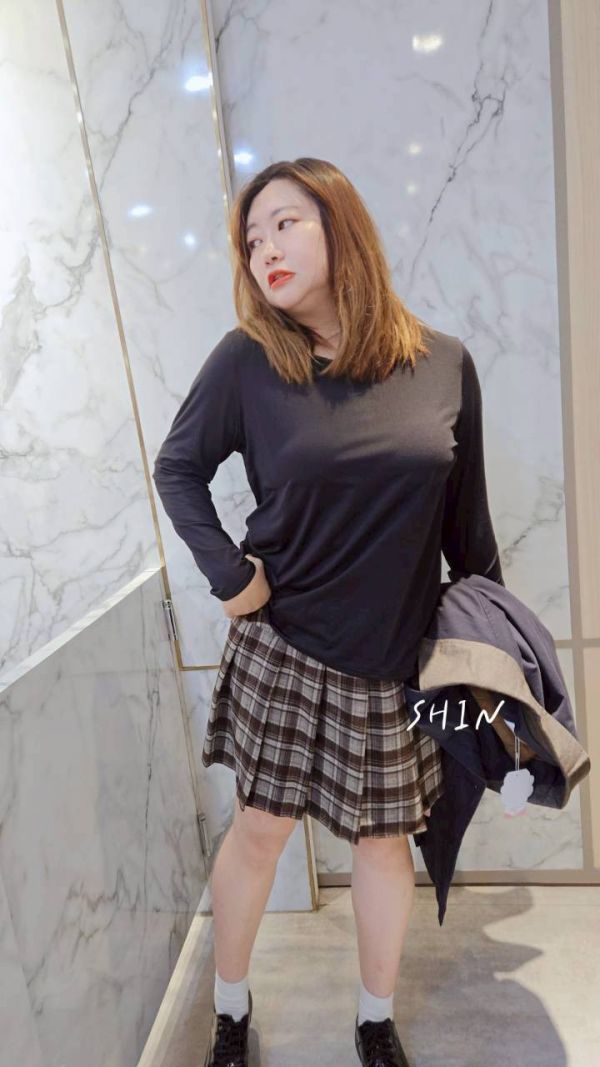 圓領刷毛內搭衣 