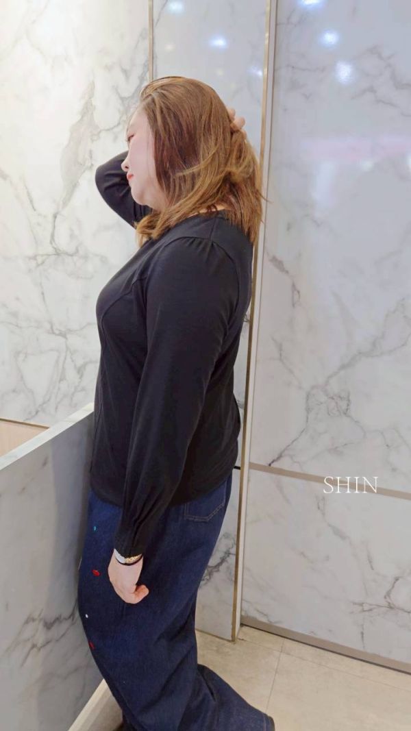 百搭簡約長袖T恤(黑/白) 