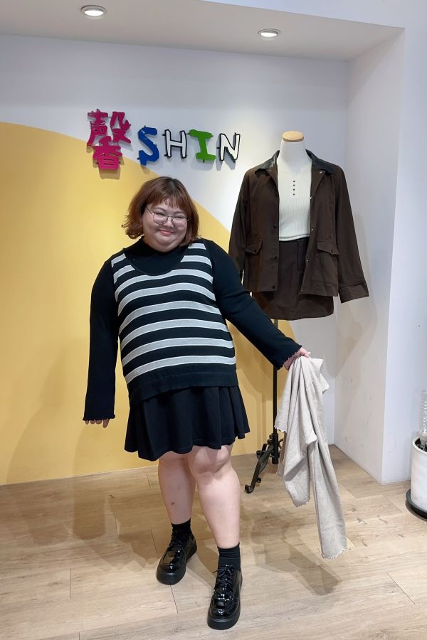 針織外搭背心(白黑/黑白/米白/黑/灰) 