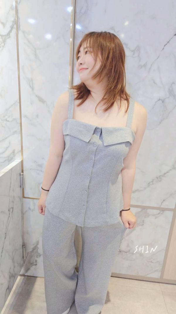 高質感風格螞蟻腰俐落套裝(灰/黑) 